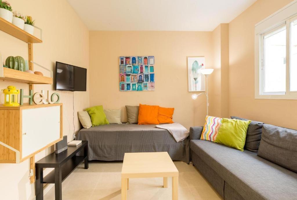 מאלגה Plaza Merced Patio-Parking Gratis Jinetes3 מראה חיצוני תמונה