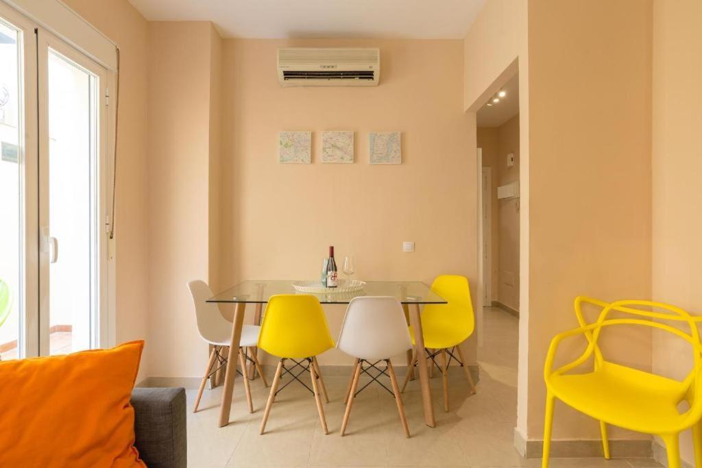 מאלגה Plaza Merced Patio-Parking Gratis Jinetes3 מראה חיצוני תמונה