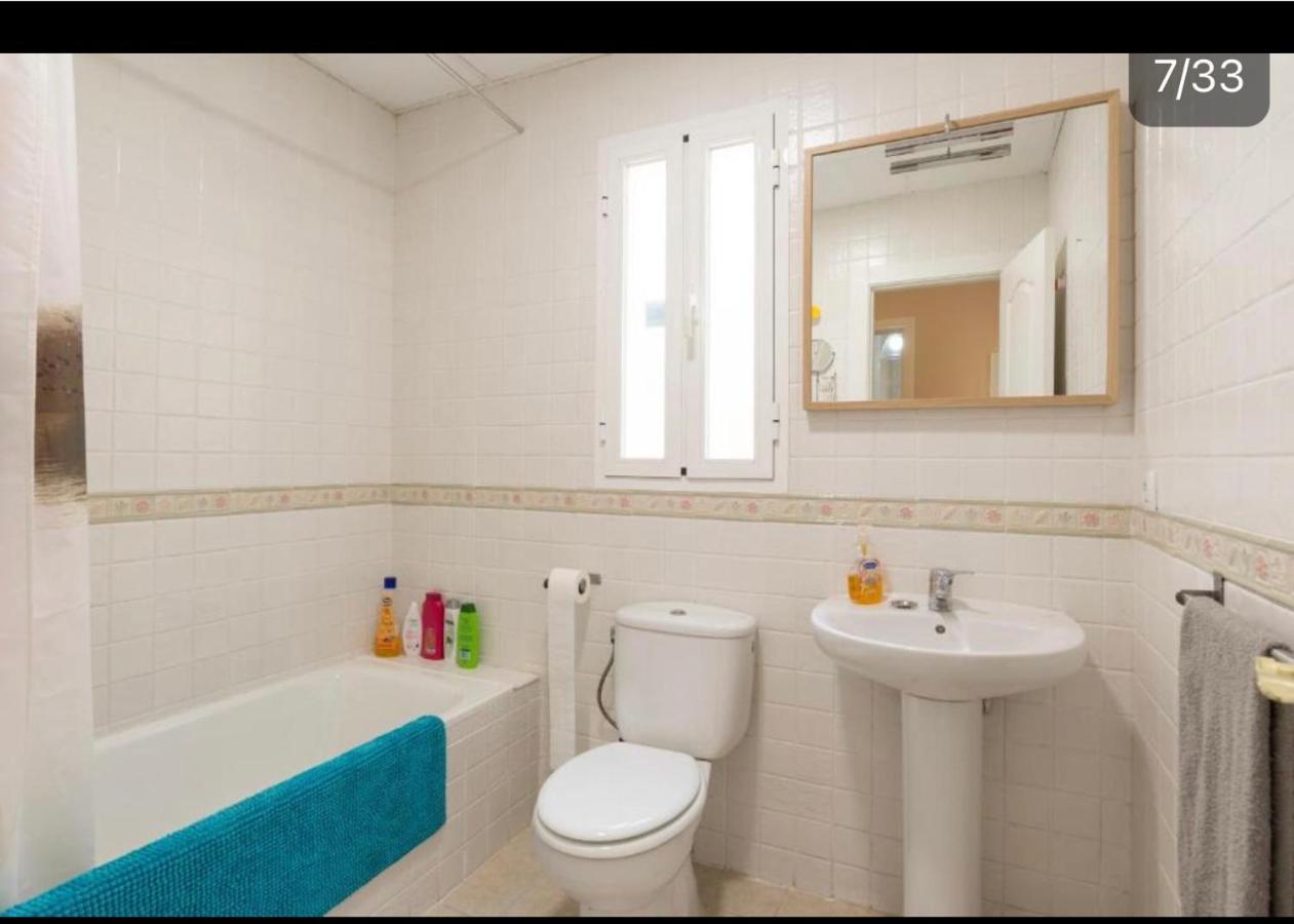 מאלגה Plaza Merced Patio-Parking Gratis Jinetes3 מראה חיצוני תמונה